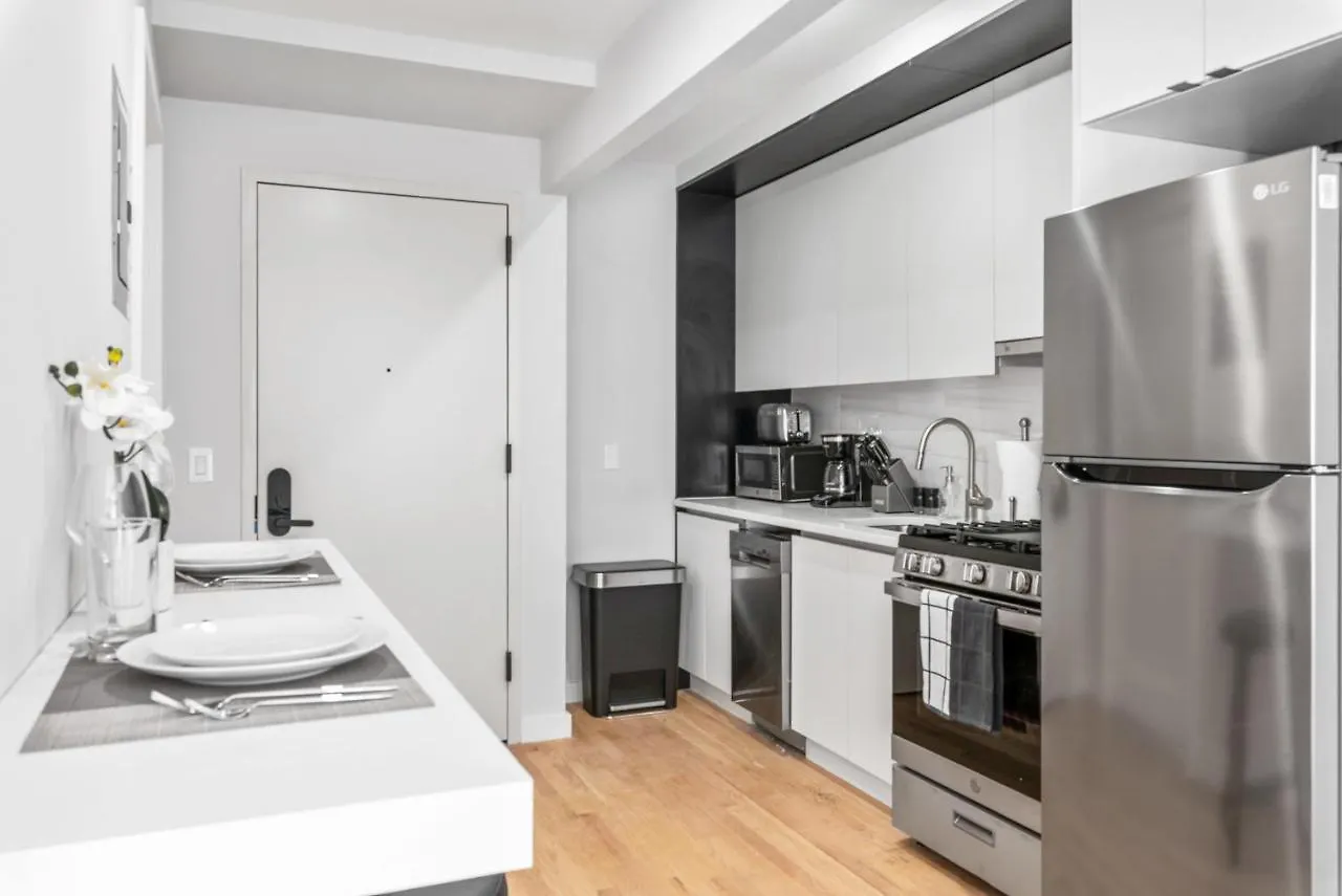 Luxe Studio Suite In Upper East Side With Charming Juliet Balcony 뉴욕 미국